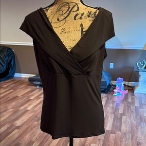 Size L brown deep v neck top